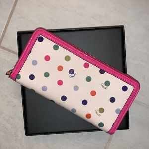 💕Coach Wallet💕
